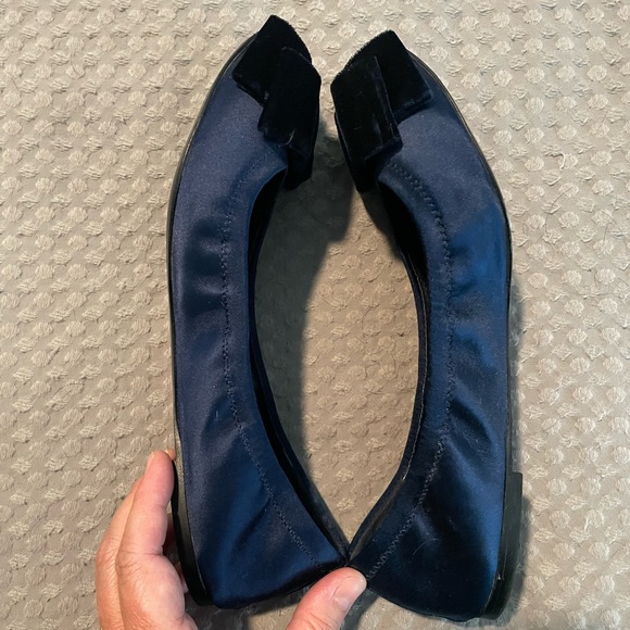 Tory Burch Blue and Black Flats with Fringe - Picture 4 of 5